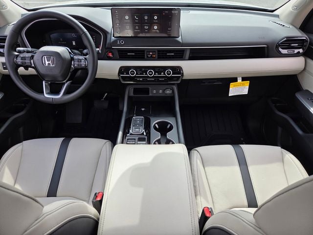 2026 Honda Pilot Touring Blackout