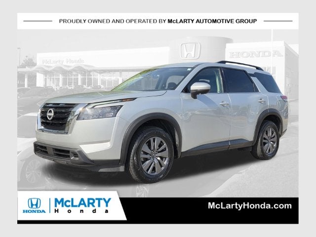 2024 Nissan Pathfinder SV