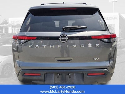 2022 Nissan Pathfinder SV