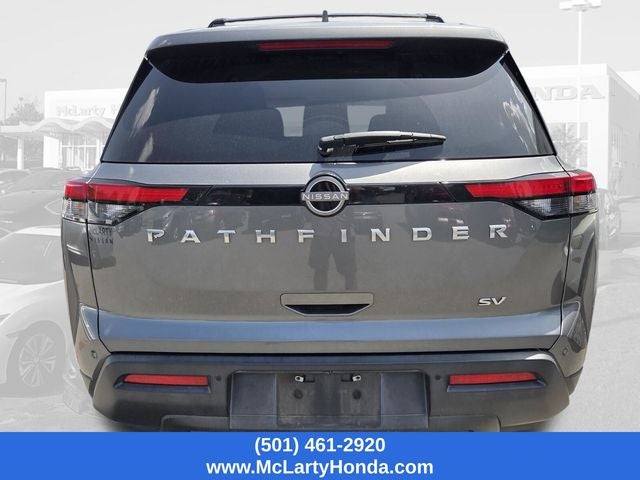 2022 Nissan Pathfinder SV