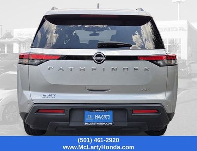 2025 Nissan Pathfinder SV