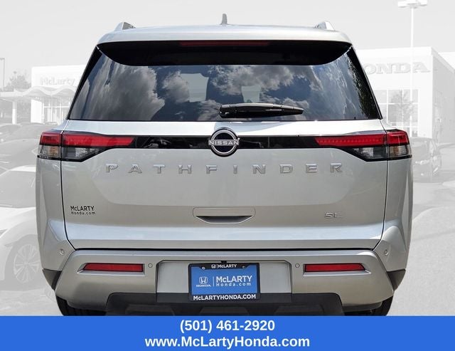 2025 Nissan Pathfinder SL