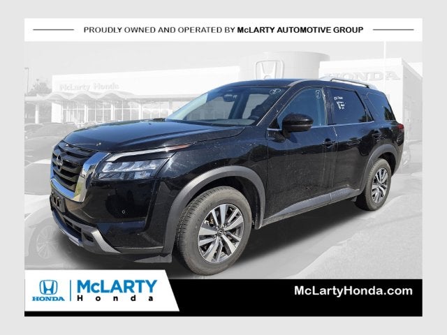 2025 Nissan Pathfinder SL