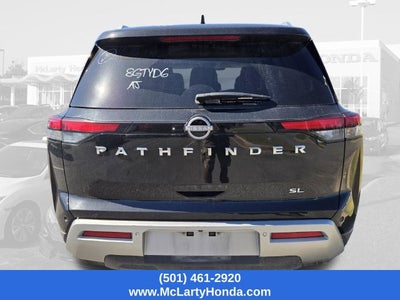 2025 Nissan Pathfinder SL