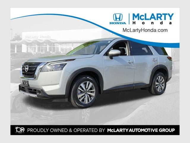 2025 Nissan Pathfinder SL