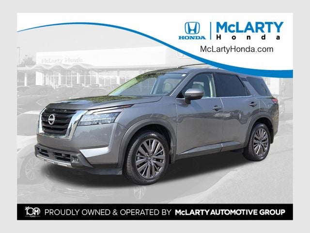 2023 Nissan Pathfinder SL