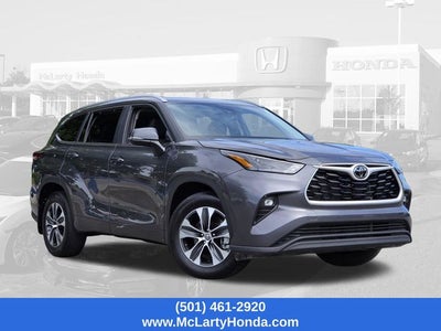 2025 Toyota Highlander XLE