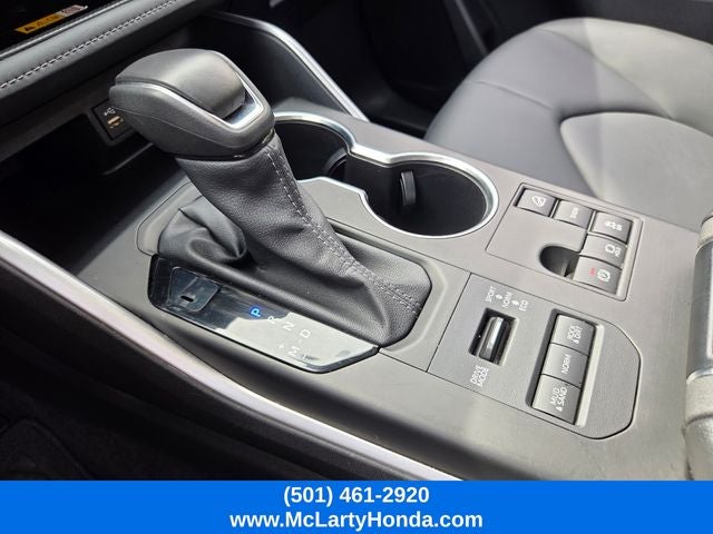 2025 Toyota Highlander XLE