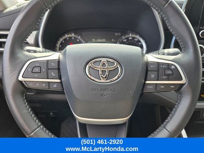 2025 Toyota Highlander XLE