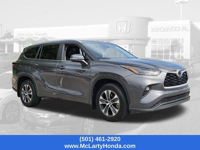 2025 Toyota Highlander XLE