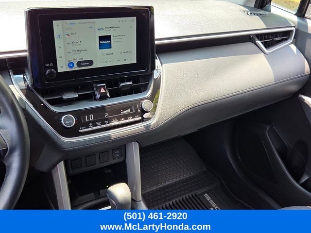 2025 Toyota Corolla Cross LE