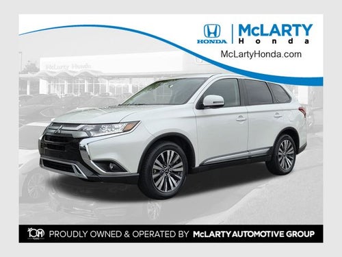 2020 Mitsubishi Outlander SE