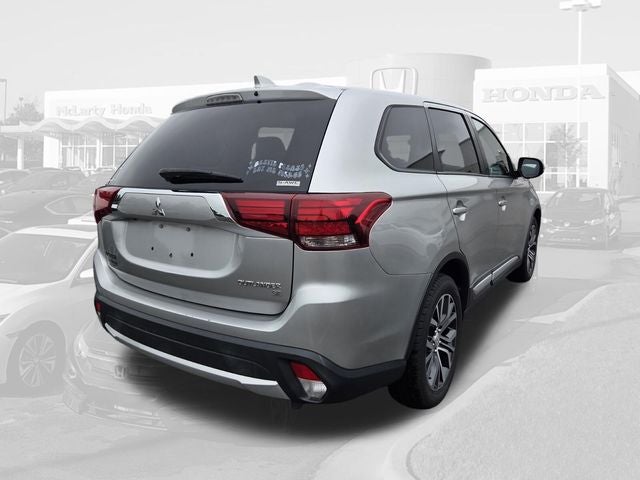 2018 Mitsubishi Outlander SE