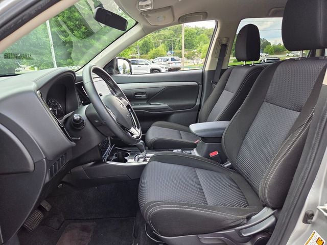 2018 Mitsubishi Outlander SE