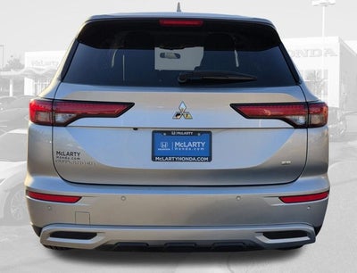 2024 Mitsubishi Outlander SE
