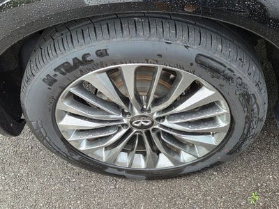 2019 INFINITI QX80 LUXE