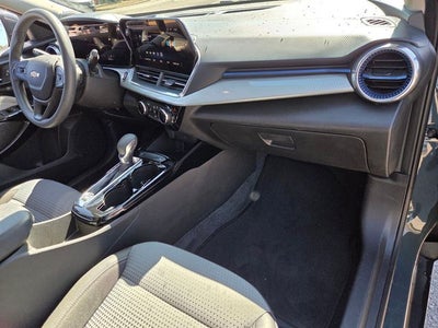 2025 Chevrolet Trax LT