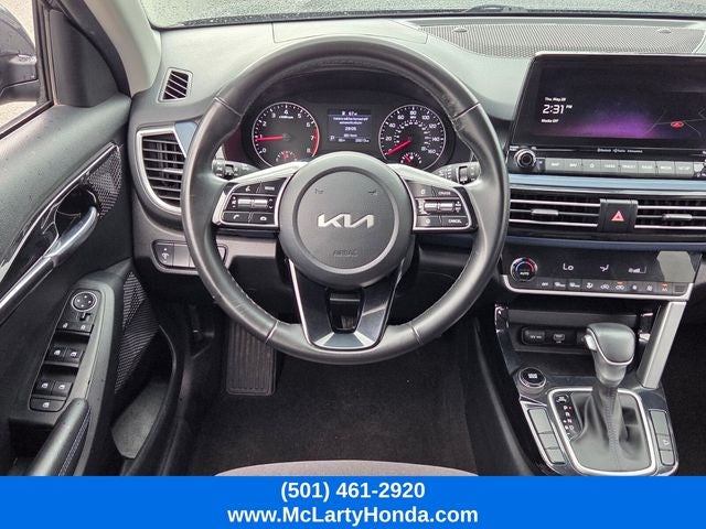 2023 Kia Seltos S