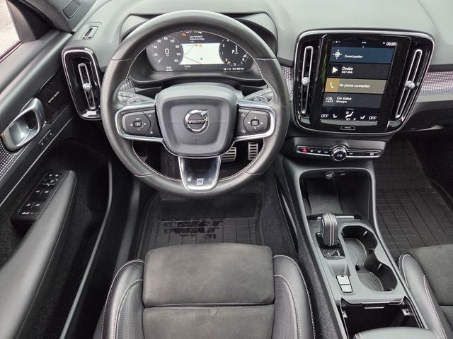 2020 Volvo XC40 R-Design