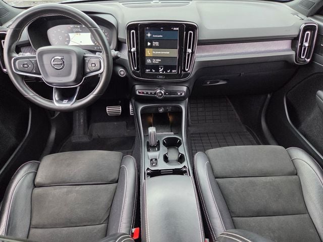 2020 Volvo XC40 R-Design