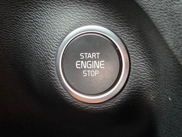 2020 Volvo XC40 R-Design