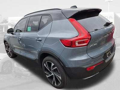 2020 Volvo XC40 R-Design