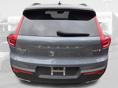 2020 Volvo XC40 R-Design