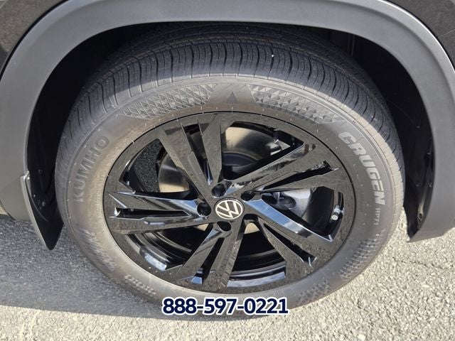 2026 Volkswagen Atlas Cross Sport SEL R-Line Black