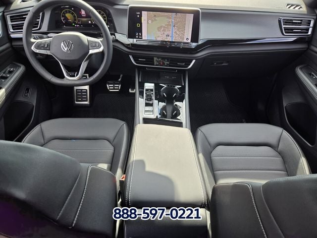2026 Volkswagen Atlas Cross Sport SEL R-Line Black