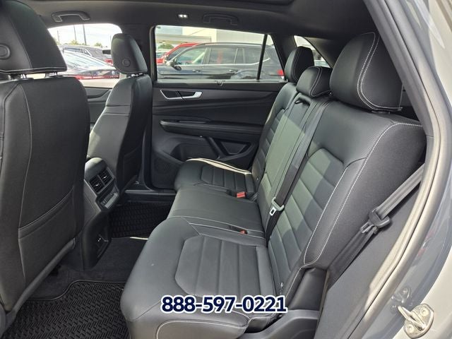 2026 Volkswagen Atlas Cross Sport SEL R-Line Black