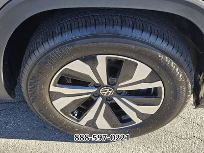 2024 Volkswagen Atlas 2.0T SE