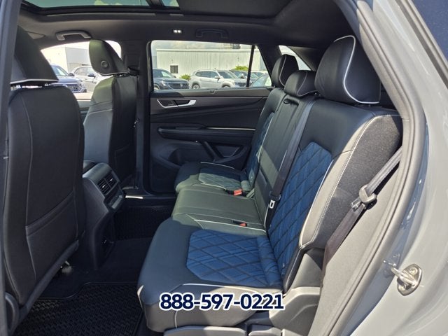 2026 Volkswagen Atlas Cross Sport SEL Premium R-Line