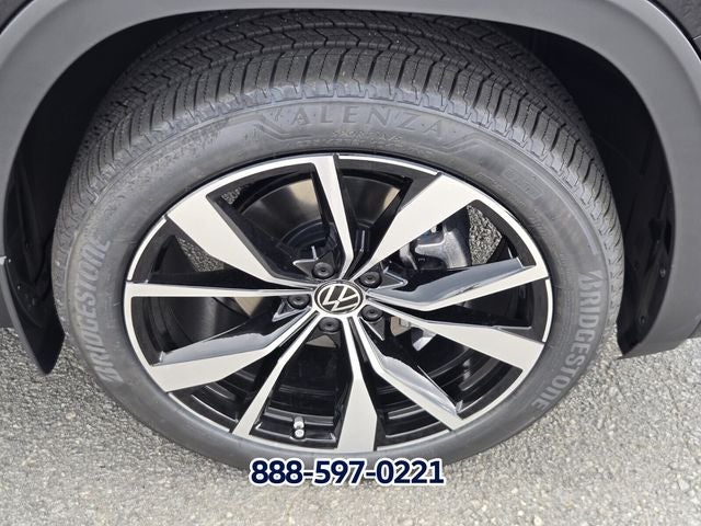 2026 Volkswagen Atlas Cross Sport SEL Premium R-Line