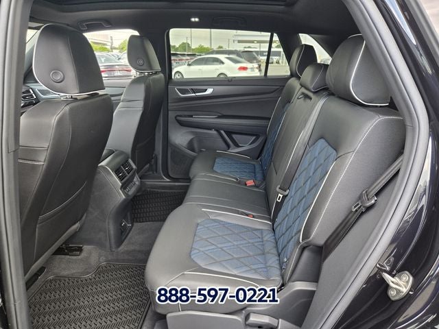 2026 Volkswagen Atlas Cross Sport SEL Premium R-Line