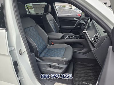 2026 Volkswagen Atlas Cross Sport 2.0T SEL Premium R-Line