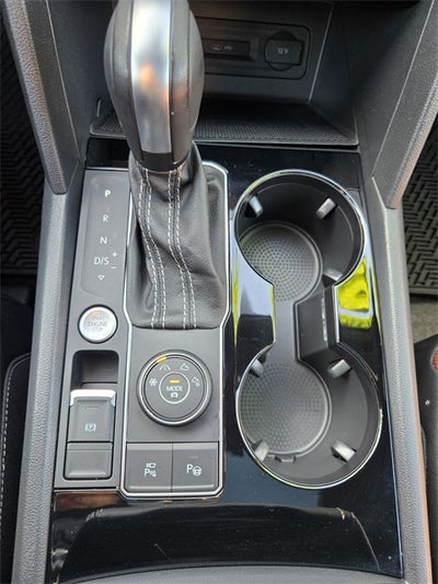 2023 Volkswagen Atlas Cross Sport 3.6L V6 SEL Premium R-Line