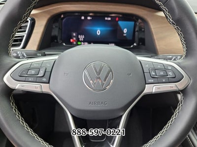 2025 Volkswagen Atlas 2.0T SE w/Technology