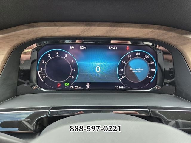 2025 Volkswagen Atlas 2.0T SE w/Technology