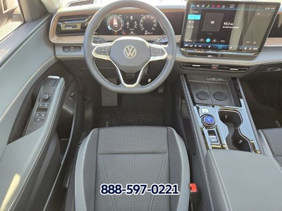 2027 Volkswagen Atlas SE w/Technology