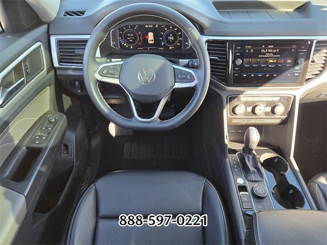 2022 Volkswagen Atlas 3.6L V6 SE w/Technology