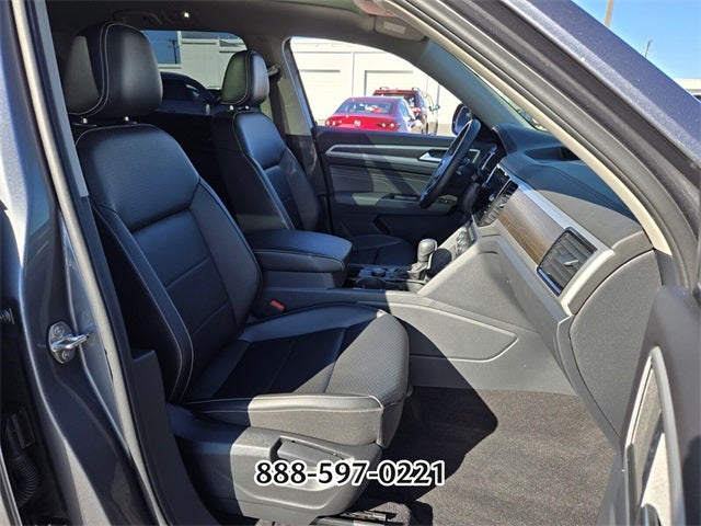 2022 Volkswagen Atlas 3.6L V6 SE w/Technology