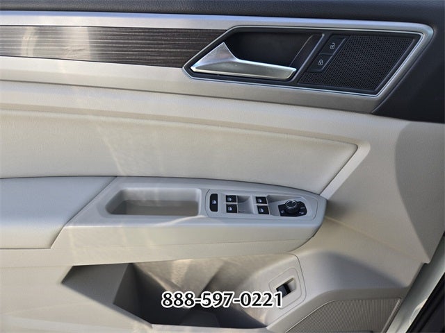 2019 Volkswagen Atlas 2.0T SE w/Technology w/Technology