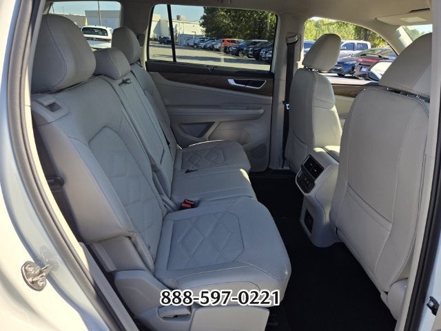 2024 Volkswagen Atlas 2.0T SE w/Technology