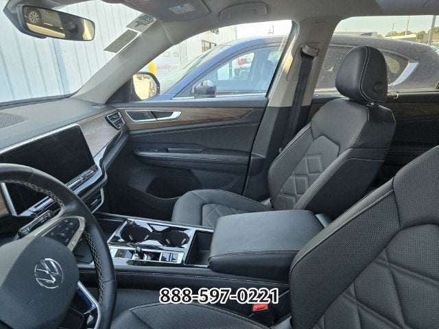 2025 Volkswagen Atlas 2.0T SE w/Technology