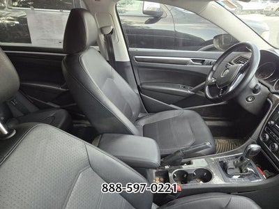 2016 Volkswagen Passat 1.8T SE