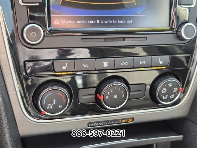 2015 Volkswagen Passat TDI SE