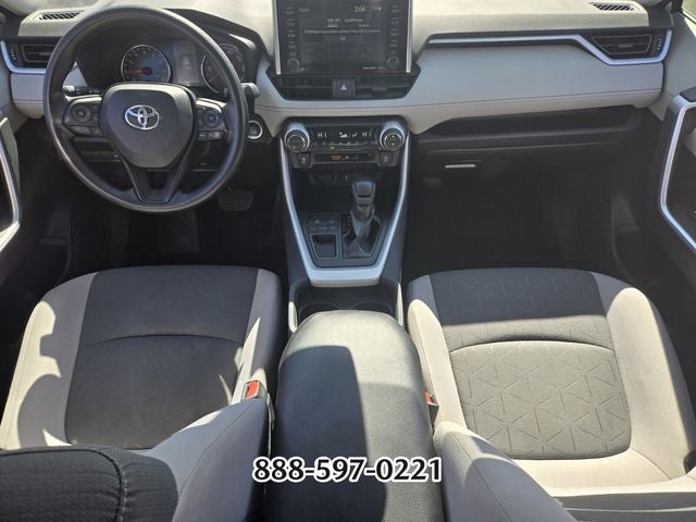 2020 Toyota RAV4 XLE