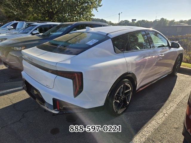 2025 Kia K4 GT-Line