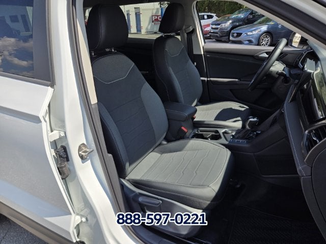 2026 Volkswagen Taos 1.5T SE Black