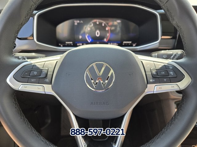 2026 Volkswagen Taos 1.5T SE Black
